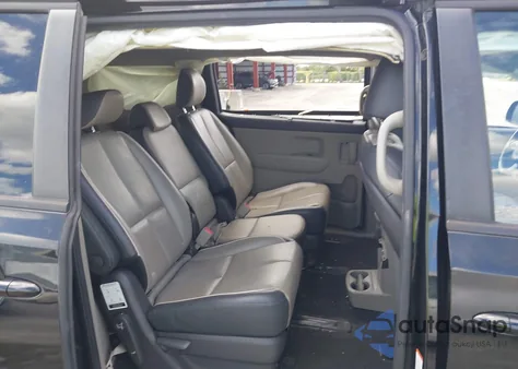 2018 Kia Sedona Lx из США, поврежденный, VIN KNDMB5C19J6395193